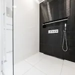 White Luxury Apartment *