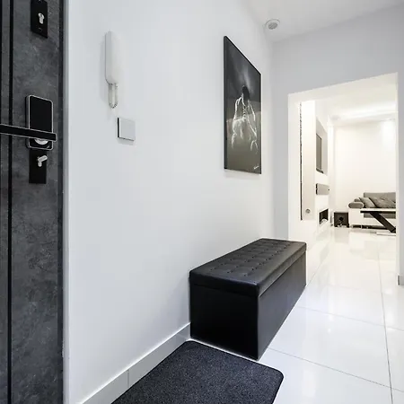 White Luxury * カトヴィツェ