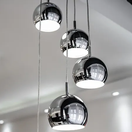 アパート White Luxury