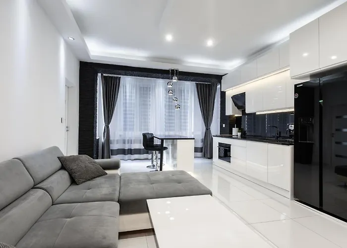 Daire White Luxury Katoviçe