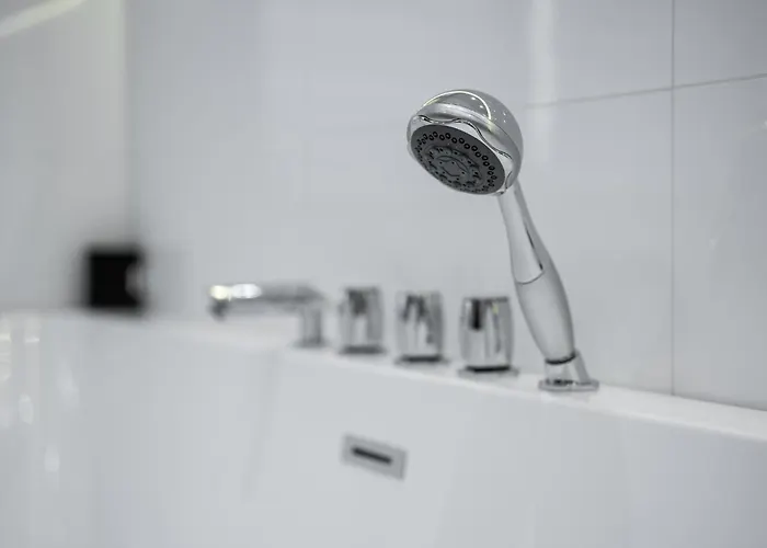 White Luxury * Katoviçe